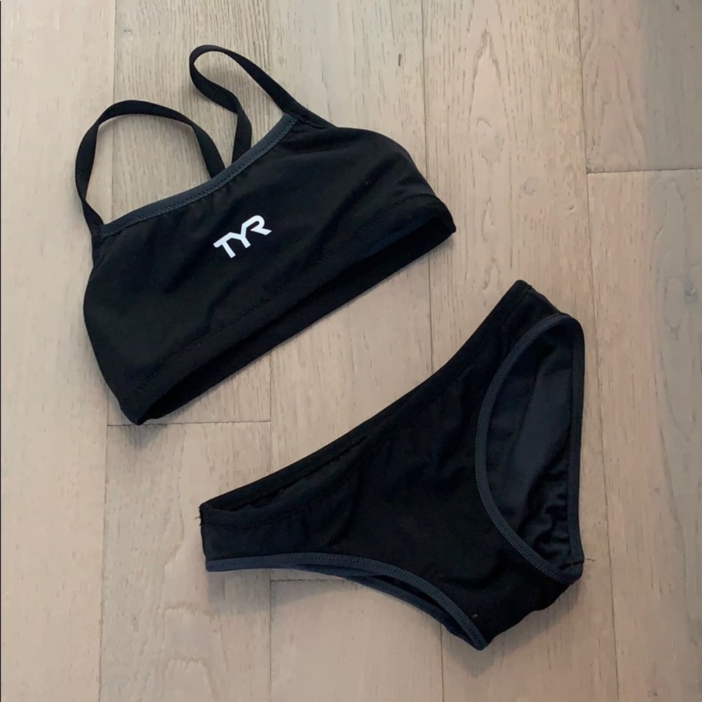 TYR training bikini size small